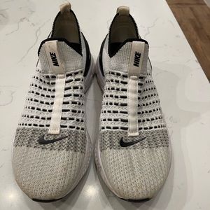 Nike Phantom Running shoe